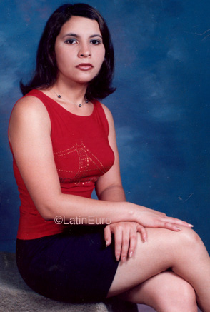 Date this tall Honduras girl Karen from San Pedro Sula N3777