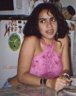 Date this sensual Brazil girl Betania from SAO PAULO B9524