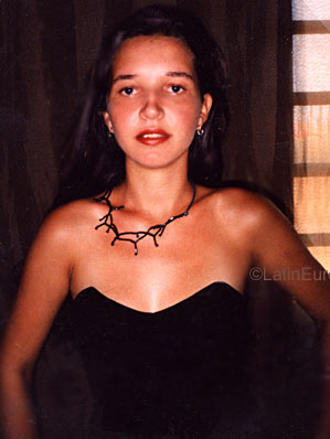 Date this funny Brazil girl Pedriane from BAIRRO ALTO B9495