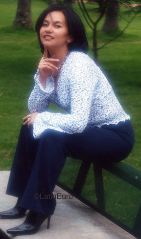 Date this athletic Colombia girl Doris from Bogota C9973
