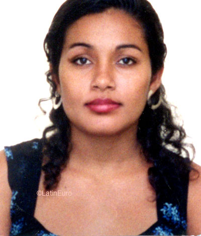 Date this athletic Brazil girl Rijane from JABOATAO B9041