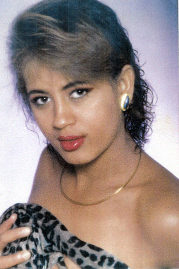 Date this delightful Brazil girl Adelice from LARGO B8961