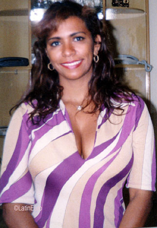 Date this lovely Brazil girl Maria from JARDIM B8963