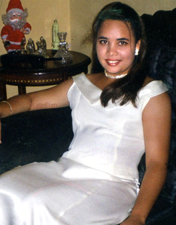 Date this cute Brazil girl Lucia from PAULISTA B8861