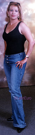 Date this hard body Panama girl Vivina from  N3634