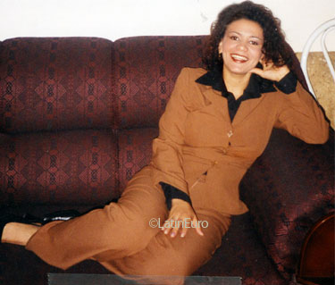 Date this happy Brazil girl Laudiceia from RECIFE B8823