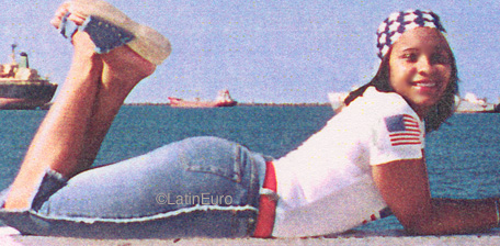 Date this hot Honduras girl Kathia from  N3988