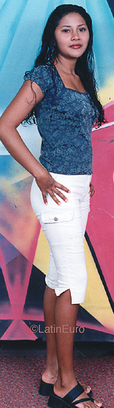 Date this happy Honduras girl Sindy from La Ceiba N3926