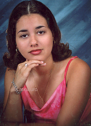 Date this voluptuous Honduras girl Vilma from San Pedro Sula N3962