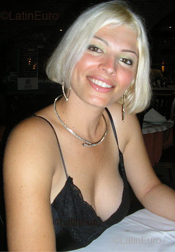 Date this pretty Brazil girl Denise from MACEIO B4016