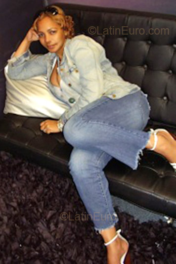 Date this fun Dominican Republic girl Miosotys from Santo Domingo DO59