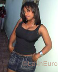 Date this sultry Brazil girl Ariadiny Cristina from Uberlandia BR156