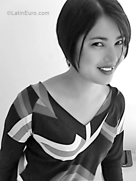 Date this exotic Brazil girl Simone from Sao Paulo BR165