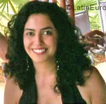 Date this foxy Brazil girl Wanny from Indaiatuba BR183