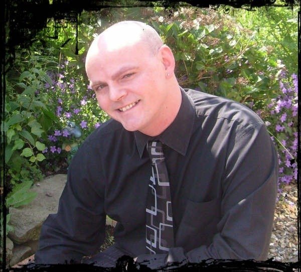 Date this hot United Kingdom man Craigr34 from WIGAN GB8
