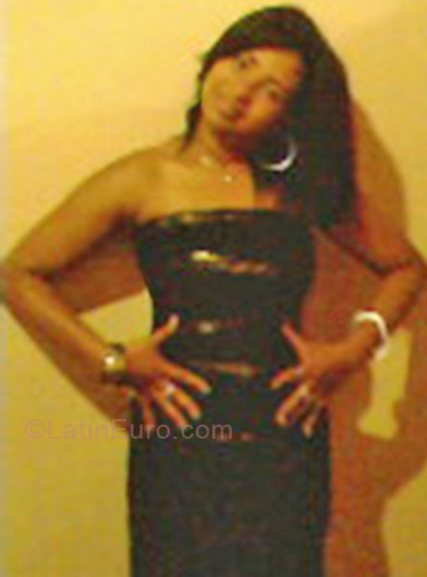 Date this good-looking Dominican Republic girl Yessika from Barahona DO167