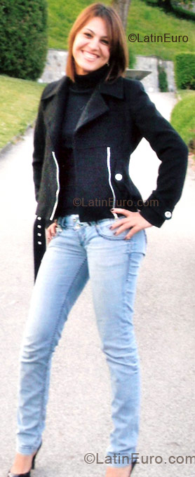 Date this foxy Brazil girl Alessandra from Belo Jardim BR286