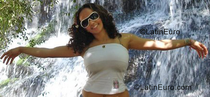 Date this tall Brazil girl Debora from Sao Paulo BR287