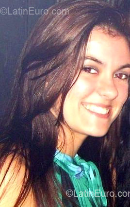 Date this voluptuous Brazil girl Renata from Marica BR374