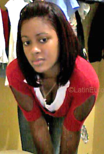 Date this exotic Dominican Republic girl Linarys from Santo Domingo DO266