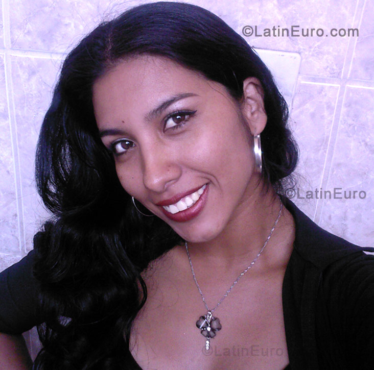 Date this young Peru girl Kely from Callao 001 PE62