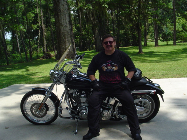 Date this georgeous United States man Joe from Gainesville DO306