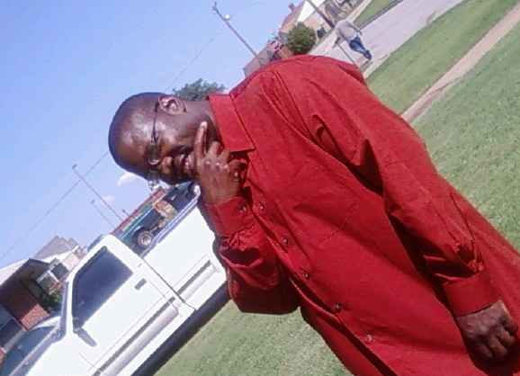 Date this lovely United States man Earven from oklahoma city US959