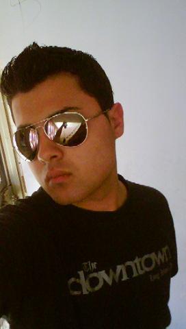 Date this young United States man Pedro from Chicago US1288