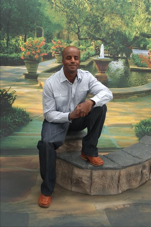 Date this beautiful United States man Walter from Columbus US1298