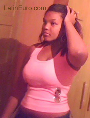 Date this cute Brazil girl Natlia from Rio De Janeiro BR865