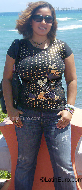 Date this cute Dominican Republic girl Yoly from San Francisco de Macoris DO705