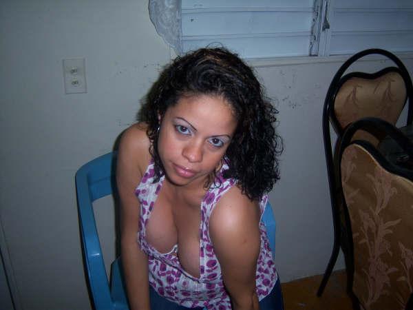 Date this happy Dominican Republic girl FRANCES1 from Santiago DO853