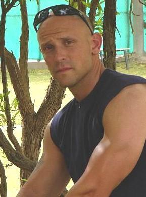 Date this voluptuous United States man Mike from Hanover US2536