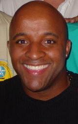 Date this hard body United States man DrDai from Highland US2557