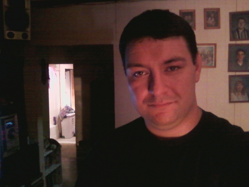 Date this young United States man Buckeye43040 from Marysville US2585