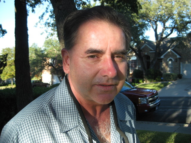 Date this lovely United States man Robert from Austin US2672