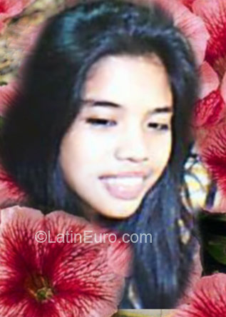 Date this exotic Philippines girl Maricel from Cebu City PH47