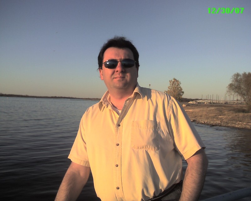 Date this tall United States man Bmatf from Plano US2775