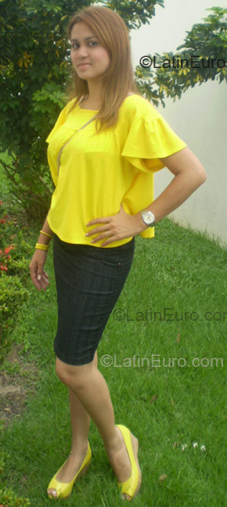 Date this foxy Brazil girl Daiana from Manaus BR1254