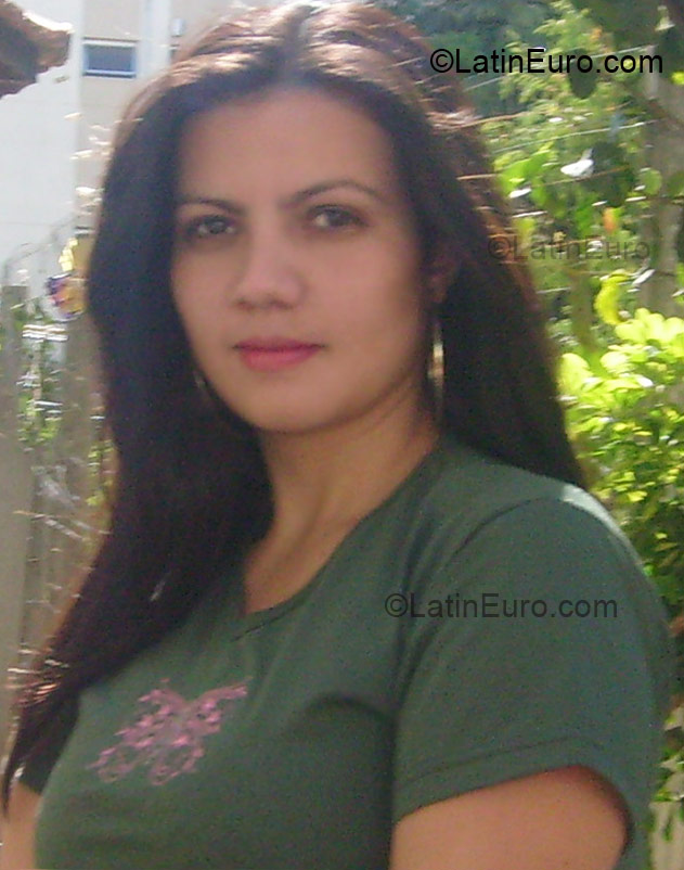 Date this hot Brazil girl Eliane from Sorocaba BR1316