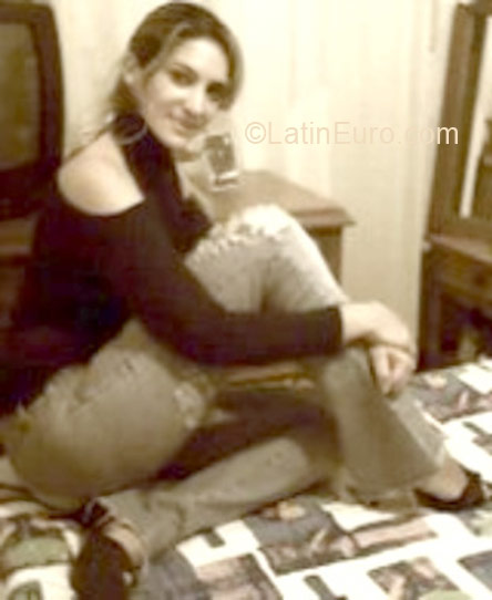Date this foxy Brazil girl Lucia Helena from Volta Redonda BR1339