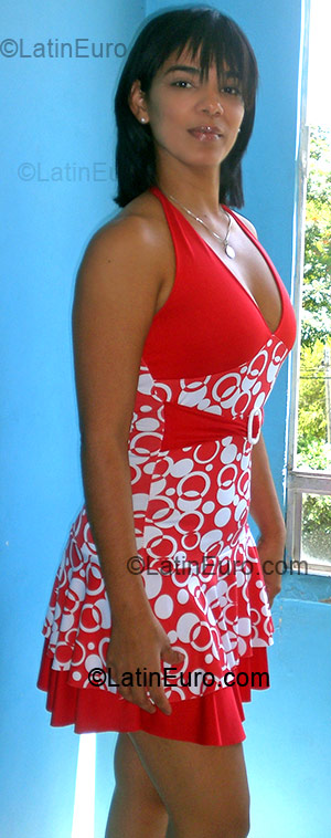 Date this voluptuous Colombia girl Maciel Karina from Bucaramanga CO9813