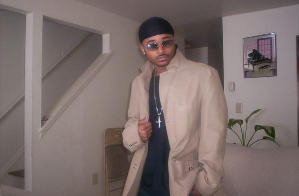 Date this athletic United States man Ronald from Boston US3141