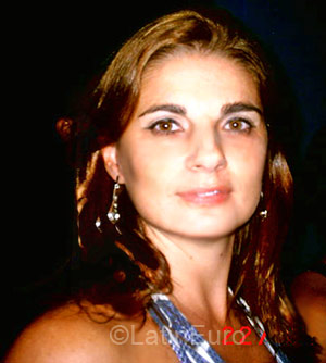 Date this cute Brazil girl Ana Paula from Recife BR1437