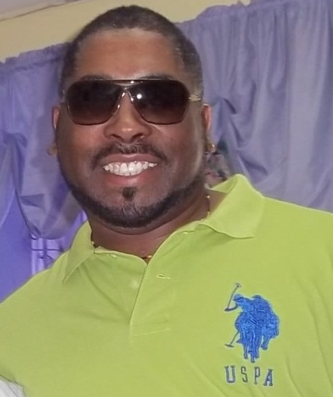 Date this voluptuous United States man Dadee from Atlanta JM47