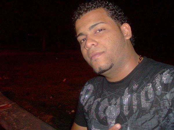 Date this funny Dominican Republic man Yefersson from Santo Domingo D.n DO1583