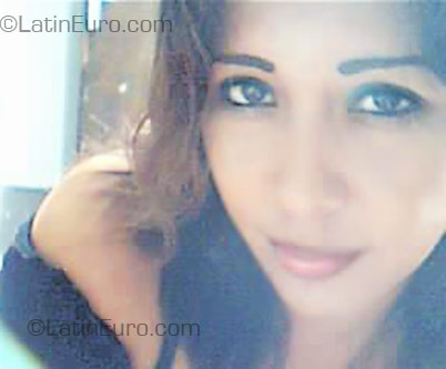 Date this charming Peru girl Maria Del Carmen from Lima 025 PE123