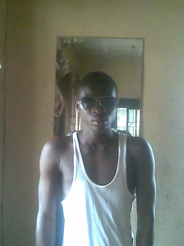 Date this hard body Nigeria man Ajiri from Warri NG120