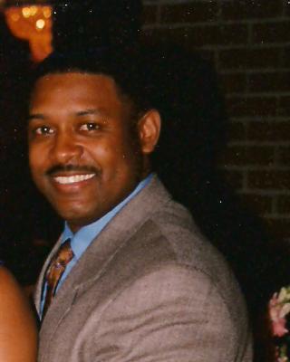 Date this happy United States man Chaswms from Atlanta US4061