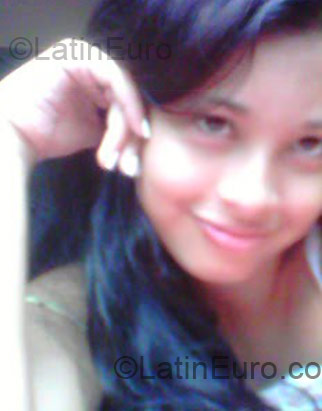 Date this attractive Brazil girl Zora from Manaus BR1761